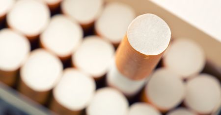 Zakaz handlu w niedziele. Wprowadzenie tytoniu do sprzedaży nie pomoże go ominąć
