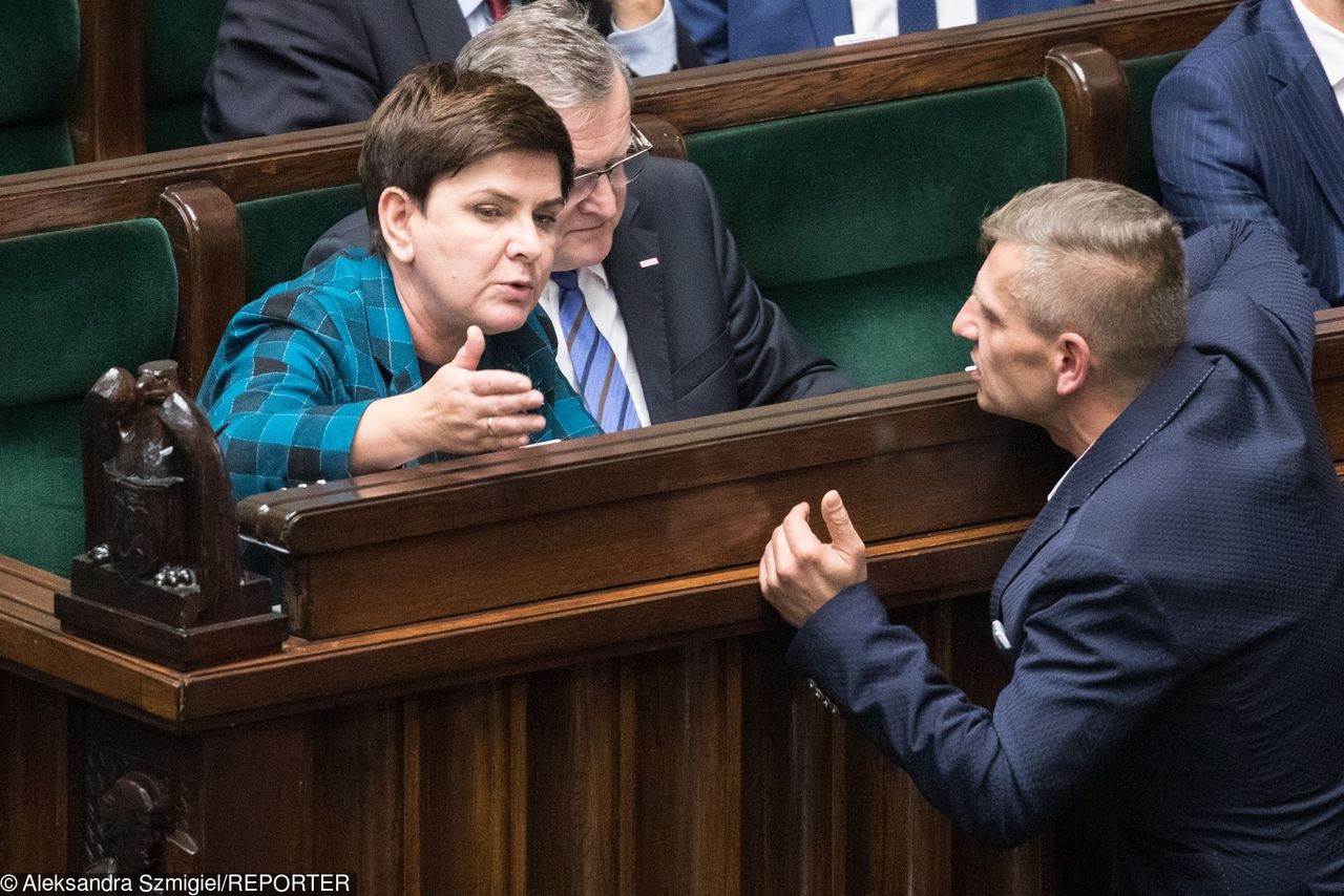 Arłukowicz składa propozycje Szydło. "Jedźmy razem do Jeleniej albo Zielonej Góry"