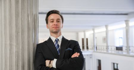 Krzysztof Bosak odpowiada Mateuszowi Morawieckiemu. "Panie premierze, karty na stół"