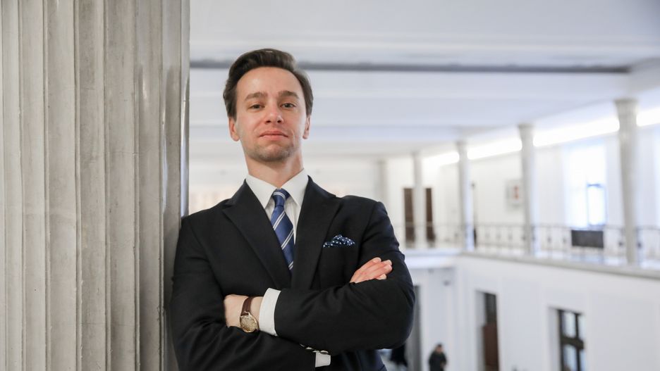 Krzysztof Bosak odpowiada Mateuszowi Morawieckiemu ws. powiązań Konfederacji z Rosją