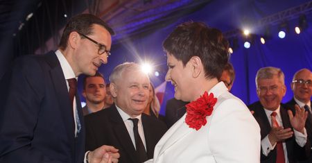 Kolejne nagrody w Kancelarii Premiera. Urzędnicy dostali je już po wybuchu skandalu