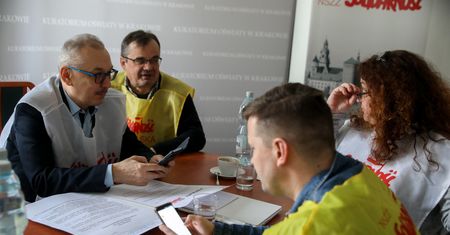 Strajk nauczycieli w kuratorium. "Liczymy, że koledzy z innych miast wezmą z nas przykład"