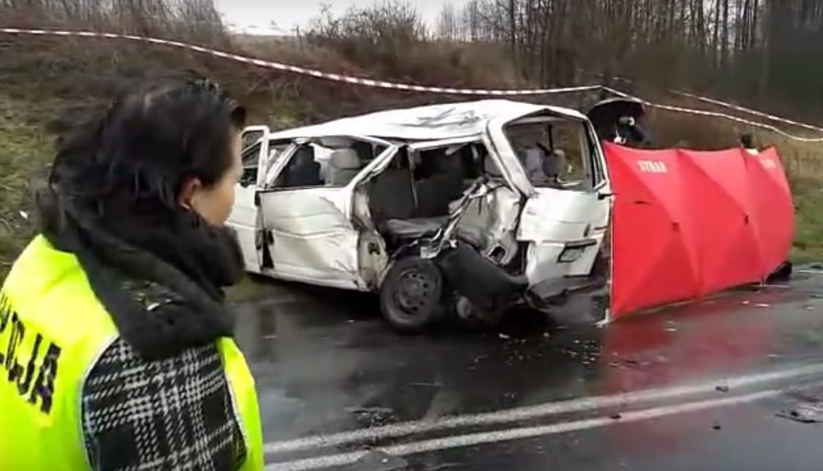 Do tylu wypadków doszło w Wigilię. Przerażający raport z polskich dróg