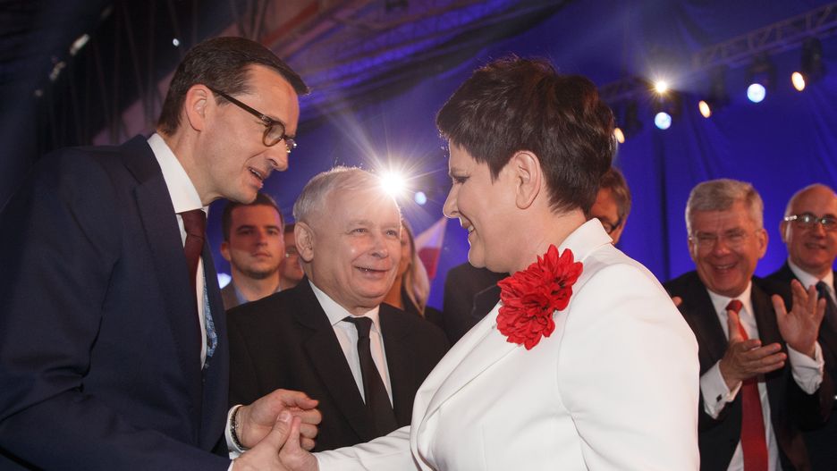 Urzędnicy Kancelarii Premiera dostali nagrody także w lutym 2018 roku. Jak deklarują, zostały one zwrócone do budżetu.