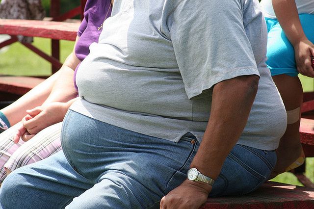Nadmierna masa ciała negatywnie wpływa na pracę układu hormonalnego