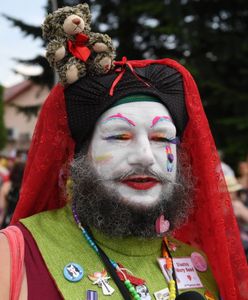 Marsz Równości w Rzeszowie. Demonstranci obrzuceni jajkami