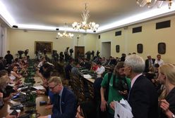 Wiceminister sprawiedliwości Michał Woś chwali Partię Razem. Większy konkurent niż sejmowa opozycja