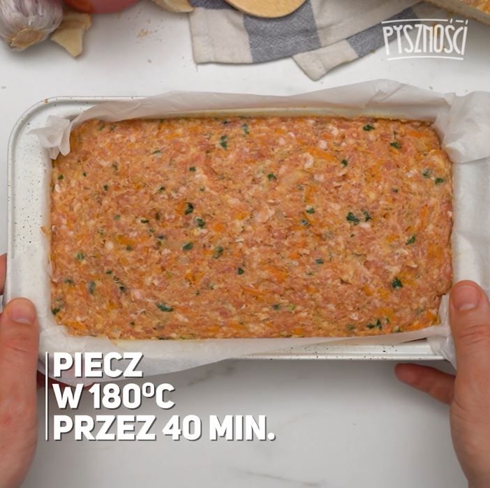 Mięsny chlebek w foremce- Pyszności