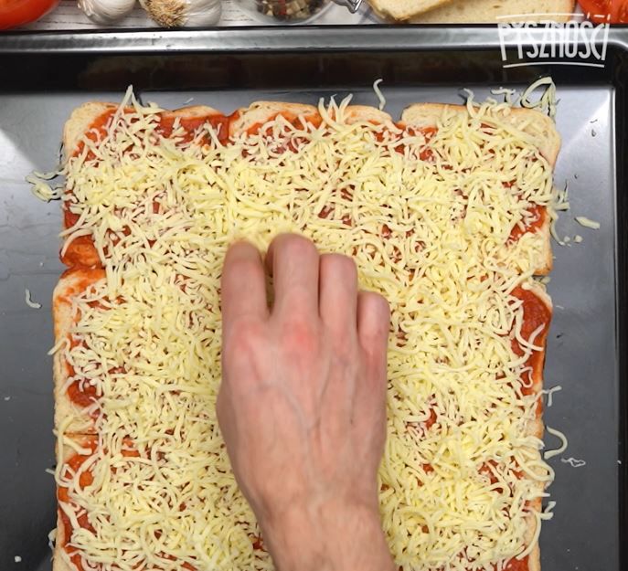 Tost XXL z piekarnika- Pyszności