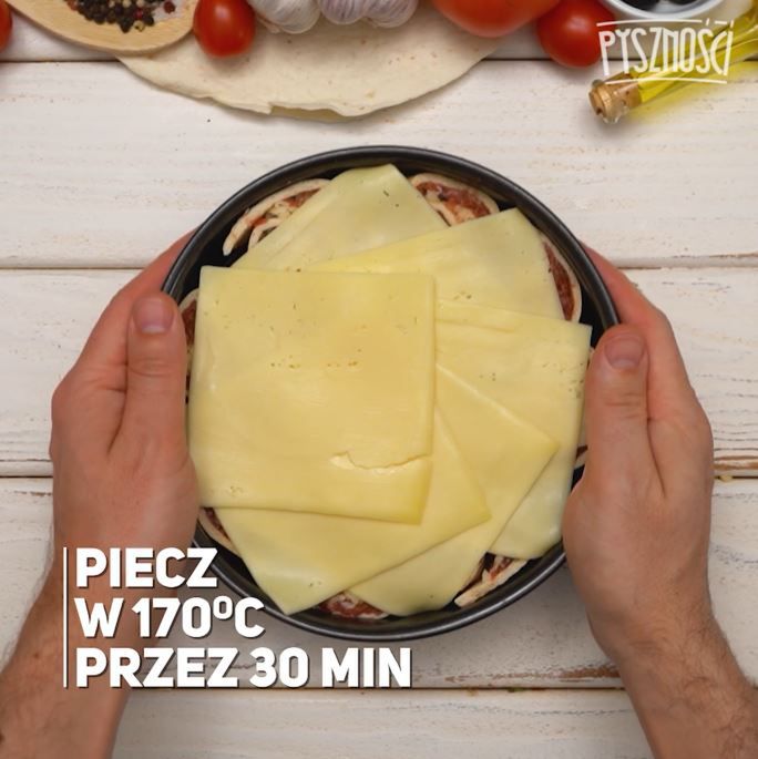 Mięsne roladki z mozzarellą- Pyszności