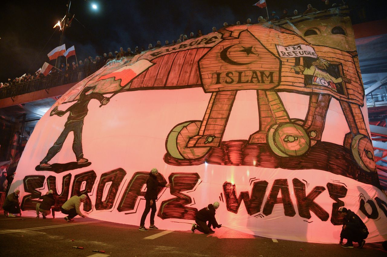 Muzułmanie dają Polakom lekcję historii. "Też byliście uchodźcami"