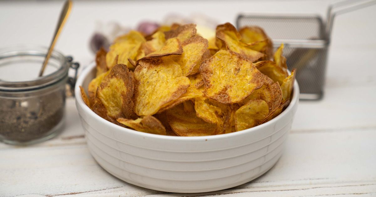 Domowe chipsy bez grama tłuszczu. Chrupiąca i zdrowa przekąska