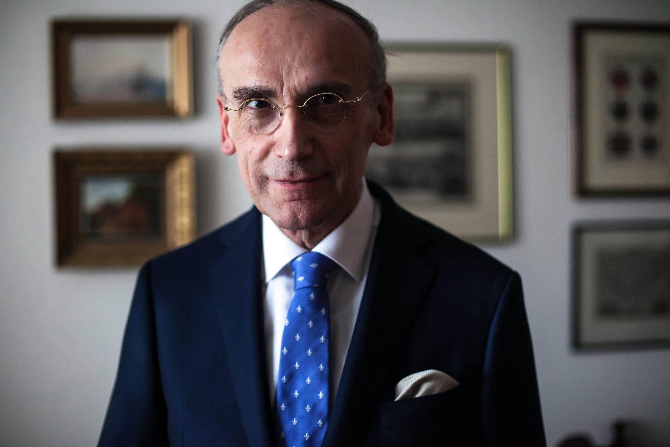 Dr Janusz Sibora.