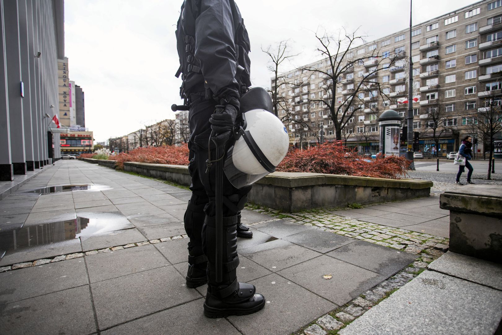 Policjant do kobiety "siadaj kur..o"? Komendant: badamy sprawę