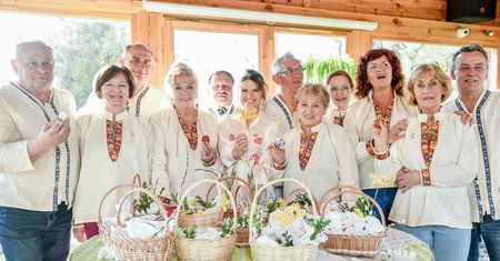 "Sanatorium miłości": świąteczne spotkanie seniorów. Uczestnicy wzruszająco upamiętnili Cezarego