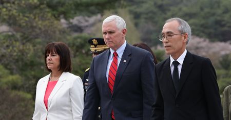 Wiceprezydent Pence wynajął adwokata do "sprawy rosyjskiej"