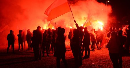 Kolejny kontrowersyjny wpis. "Maszerowali za czystością etniczną Polski. Wolnej od Żydów i muzułmanów"