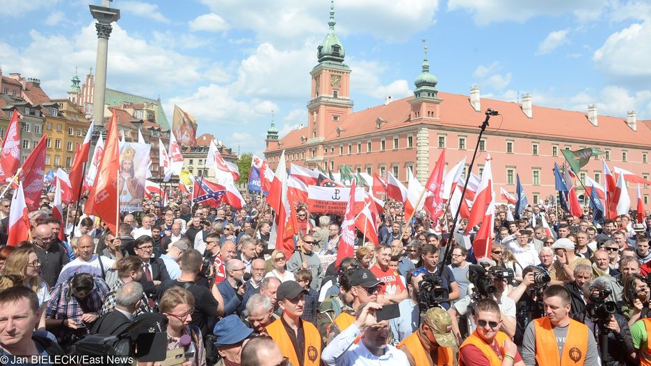 Marsz Suwerenności przeszedł ulicami Warszawy.