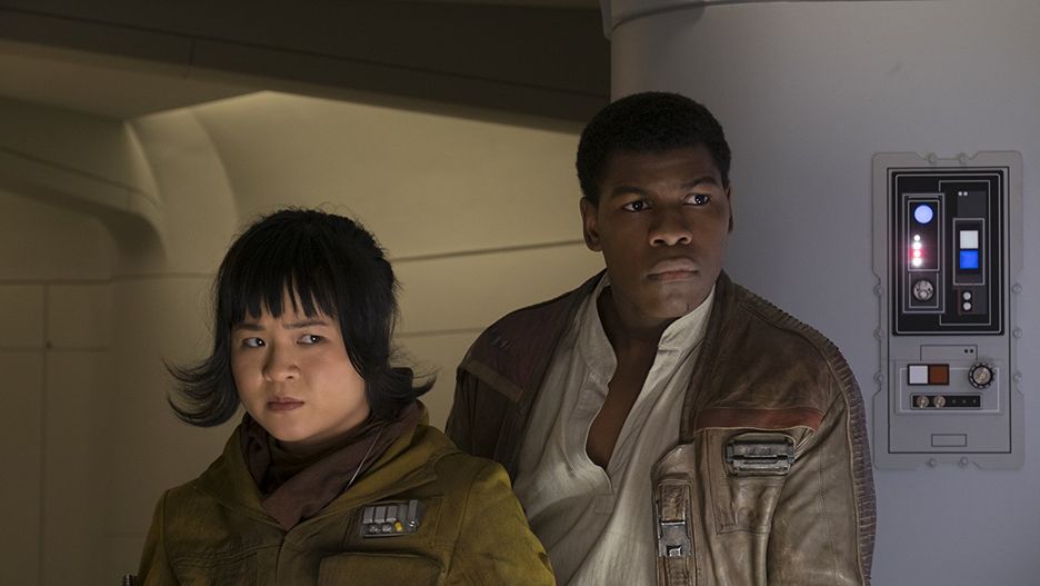 Kelly Marie Tran i John Boyega, czyli Rose i Finn