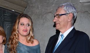 Wiktor Zborowski prowadzi córkę do ołtarza. Wzruszające wideo