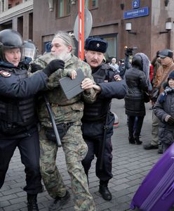 Policja w Moskwie aresztowała wielu demonstrantów. Nowej rewolucji w Rosji na razie nie będzie
