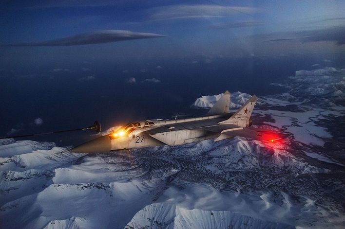 Arktyczne gry wojenne. Rosyjskie myśliwce w powietrzu