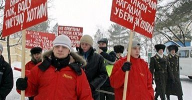 Protest przed chińskim konsulatem w Rosji