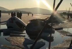 Rosja. Załamał się lód. Około 30 samochodów pod wodą