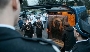 Matka Boska, najważniejszy gość we wsi. Mieszkańcy czekali czterdzieści lat 