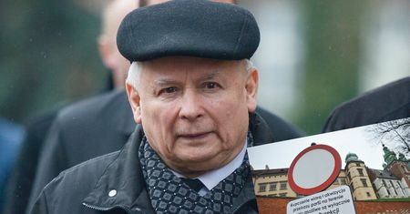 Przed wjazdem na Wawel pojawił się nowy znak. To nie spodoba się prezesowi PiS
