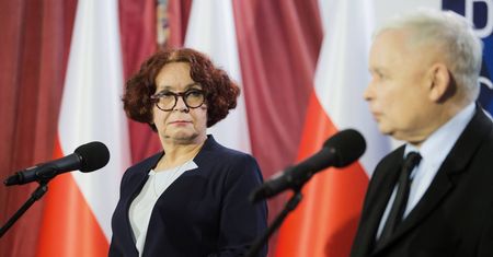 Kruk leci do Brukseli. Kolejny kandydat PiS nie chce objąć jej mandatu