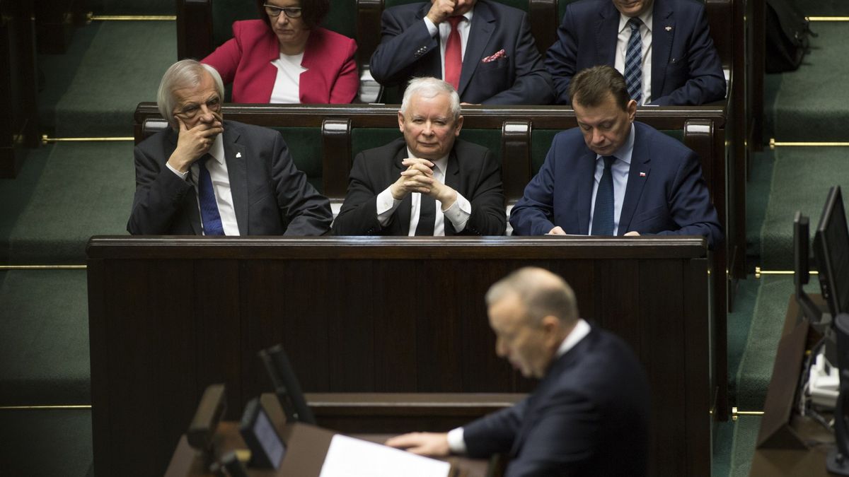 wybory 2019 jarosław kaczyński grzegorz schetyna pis