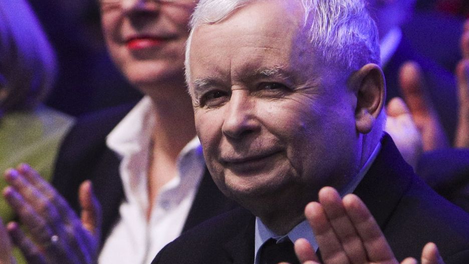 23 lutego 2019 roku. Prezes PiS otrzymuje gromkie brawa na konwencji partii tuż po ogłoszeniu "Piątki Kaczyńskiego".