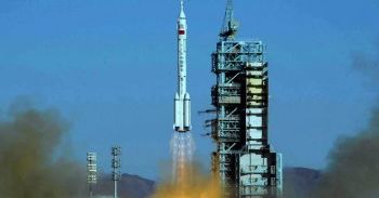 USA i Rosja gratulują Chinom lotu w kosmos