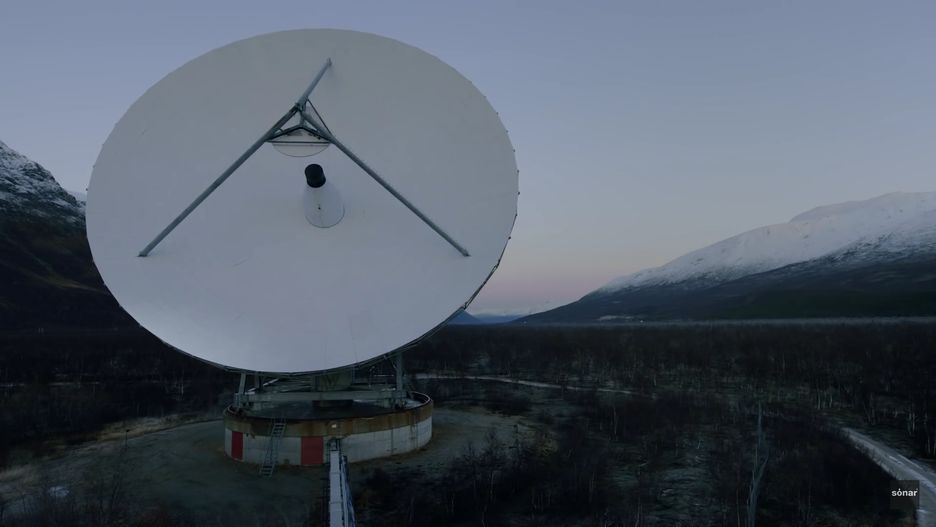 Satelita METI.