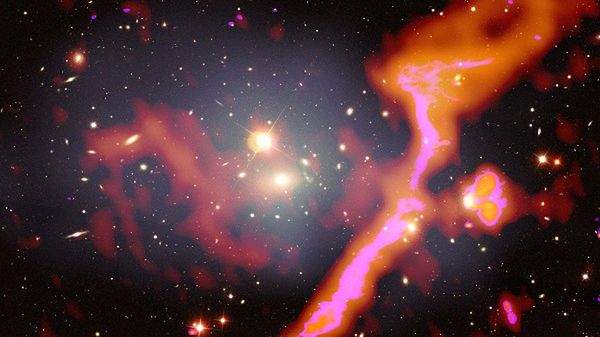 Gromada galaktyk Abell 1314 znajduje się około 460 milionów lat świetlnych od Ziemi, w gwiazdozbiorze Wielkiej Niedźwiedzicy