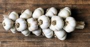 Chiński, polski czy hiszpański? Oto jak kupić wartościowy czosnek