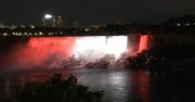 Wodospad Niagara w polskich barwach. Specjalne oświetlenie z okazji 100. rocznicy odzyskania niepodległości