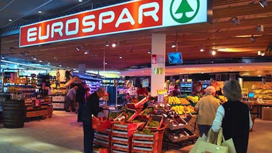 Spar przejmuje Piotra i Pawła.