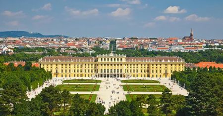 Wiedeń. Pałac Schönbrunn. Z wizytą w austriackim Wersalu