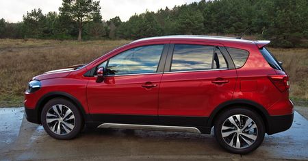 [TEST DŁUGODYSTANSOWY CZ. 2] Suzuki SX4 S-Cross: czy warto mieć napęd na cztery koła?