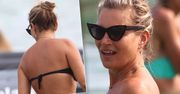 Kate Moss nieco przytyła. Na zdjęciach w bikini widać kilka niedoskonałości
