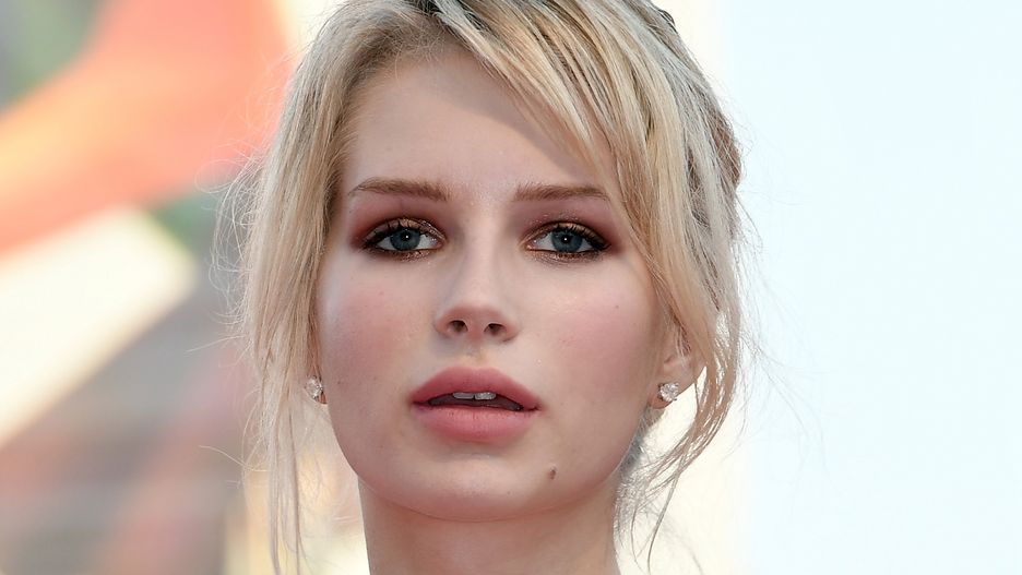 Lottie Moss, podobnie jak jej przyrodnia siostra, też jest modelką