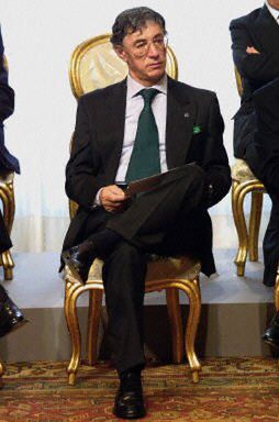 Bossi opuszcza gabinet Berlusconiego