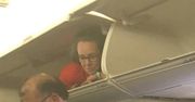 Southwest Airlines. Dziwna sytuacja w samolocie - stewardessa leżała w schowku na bagaże