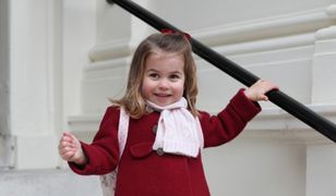 Księżniczka Charlotte tańcząca w pałacowym oknie. Nagranie obiegło sieć