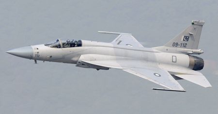 Pakistańskie maszyny jako pierwsze na pokazie Air Show 2018 w Radomiu