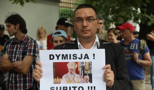Protest przed Nuncjaturą Apostolską w Warszawie. Żądają dymisji abpa Marka Jędraszewskiego