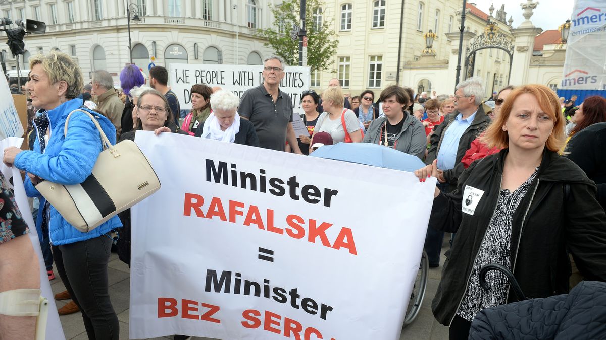 23 maja ulicami Warszawy przeszli niepełnosprawni i ich opiekunowie