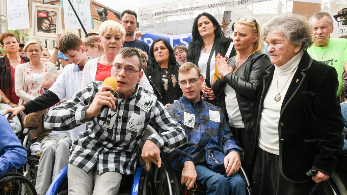 Osoby z niepełnosprawnościami protestowały w ubiegłym roku w Sejmie - wówczas bezskutecznie.
